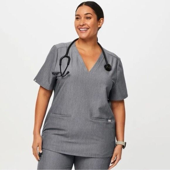 ✨Figs Casma Three-Pocket Scrub Sz XXL Top™ Graphite Grey✨ - Picture 1 of 13